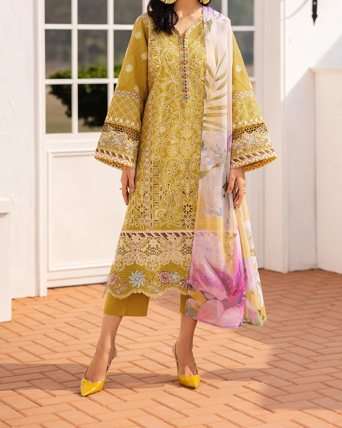 Baroque EMBROIDERED LAWN UF-4155