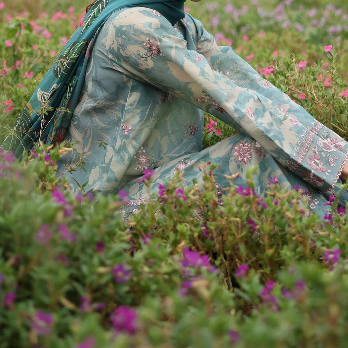 Baroque EMBROIDERED PRINTED LAWN – UF-4239