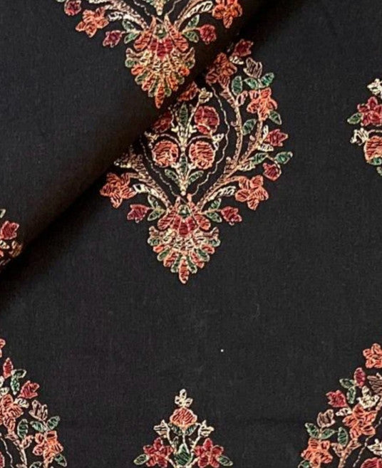 Black Embroidered Lawn Karandi 3-Piece Suit