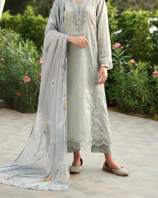 Baroque DIGITAL PRINTED LAWN UF-4243